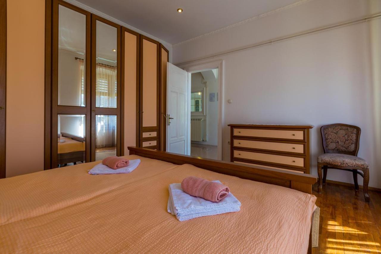 Apartament Petrinovic C Crikvenica Zewnętrze zdjęcie